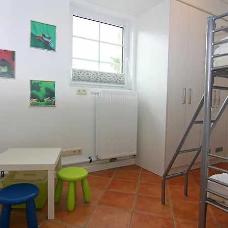 Apartamento Apartment, *