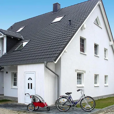 Apartamento Apartment, *